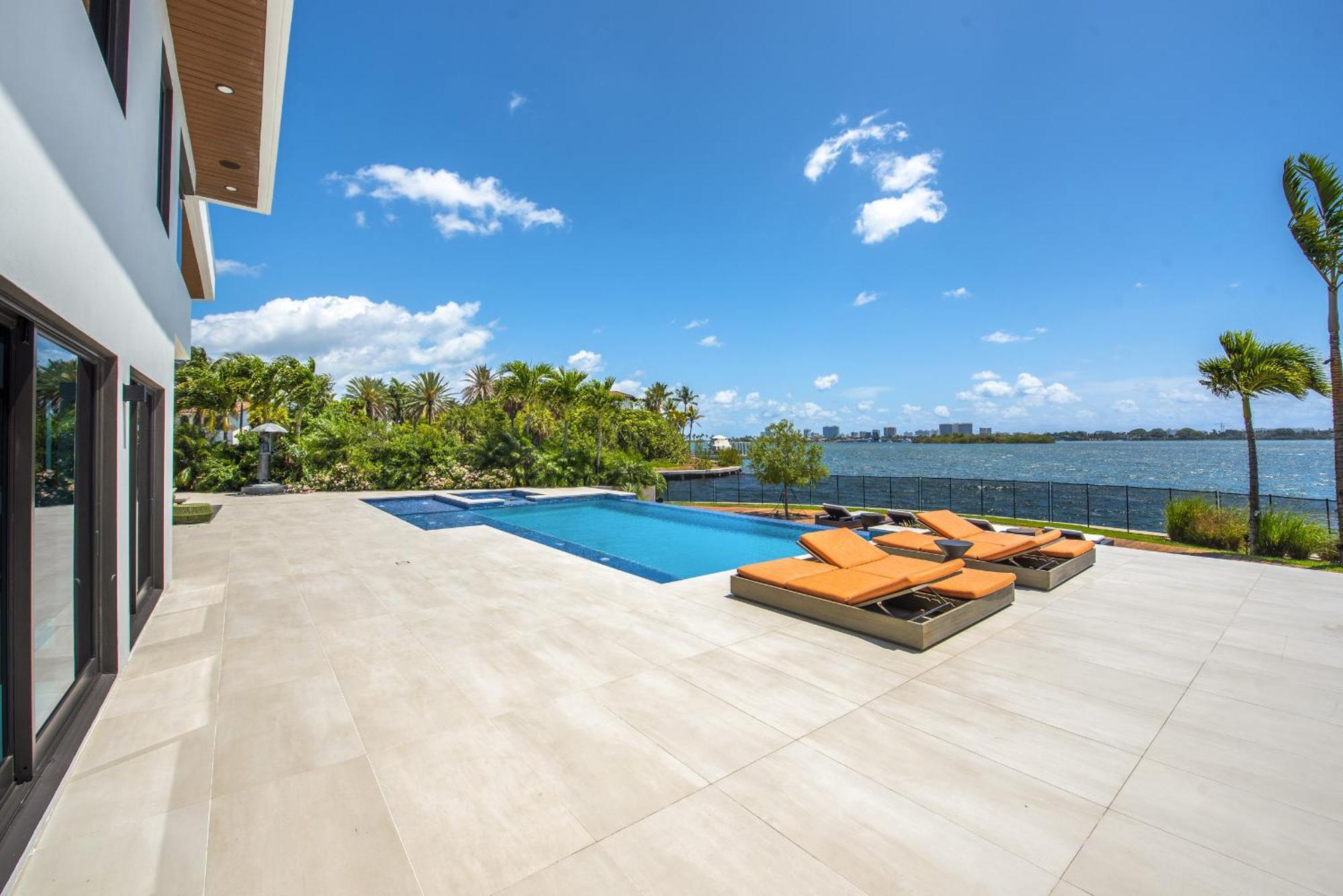 Indulge In Luxury Your Tranquil Resort Mansion Awaits In Vibrant Miami North Miami Luaran gambar